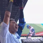 日本ハムファイターズ、首位に返り咲く