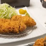 トンカツにからしついてくるやん？