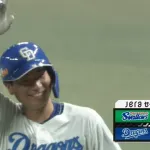 【奇襲】 中日・石伊、あの日の山本泰寛がやりたかった2アウトからのセーフティースクイズ成功！！