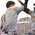 阪神・森下翔太＆佐藤輝明がいきなり2者連続ホームラン！！