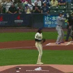 大谷翔平、第一打席で二試合ぶりの安打となる内野安打！！！！！