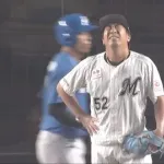 勝ち越しを許した瞬間の益田めっちゃ辛そう