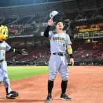 【阪神】佐藤輝明　先制２点打で本塁打＆打点２冠浮上！同僚・森下と「いい争いができている」