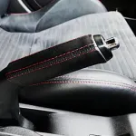 【悲報】サイドブレーキがボタンタイプの車あるじゃん?wwwwwwwwwwwwwwww