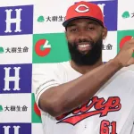カープファビアン6月月間MVP受賞!球団助っ人野手では14年ロサリオ以来の受賞