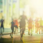 【悲報】昔は余裕だったのに…大人の2キロ走が地獄すぎる