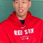 吉田正尚が復帰戦で3安打！　右肩故障乗り越え「マッチョマンが3安打」と現地沸く　チームの6連勝に貢献