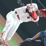 カープ秋山翔吾、今季初タイムリー！阪神桐敷から勝ち越し打！！