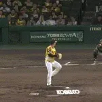 【ジエンゴ】ヤクルト、2回1アウト一三塁からランバートのタイムリー内野安打で先制！！！！！！！！！【阪神対ヤクルト11回戦】