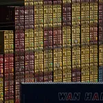 【朗報】アメリカの関税収入、6月だけで270億ドル(約4兆円)に達する
