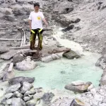 【悲報】ニセコの温泉街…中国人が勝手に源泉から水路を引いたせいで温泉街にお湯が流れてこなくなる・・・・・・