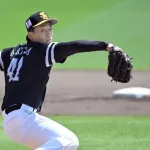 【朗報】SB高卒2年目前田悠伍(19)、6回4安打1四球無失点