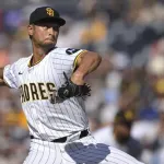 ダルビッシュ　5回途中4失点で日米通算単独1位の204勝目ならず　5回2死から逆転許す