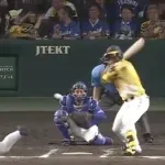 森下、同点ホームラン！！！エラーを帳消しにする自作自演弾！！！