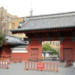 【悲報】文春、東大職員が中国人留学生200人を入学斡旋しカンニング業者との接点も暴露
