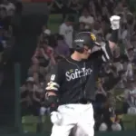 4回に牧原大成と中村晃のタイムリーで2点先制！！