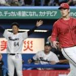 カープ、ヤクルトに完敗で5位転落。森下7回2失点&1安打も両リーグ最多10敗目。羽月3塁打!菊池マルチも坂倉3三振。ファビモン無安打【広島1-3ヤクルト/試合結果】