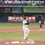 【ヤクルト対広島12回戦】広島・二俣、ヤクルト・星から第2号ソロホームラン!再び1点差に詰め寄る!!!!!!!!!!!