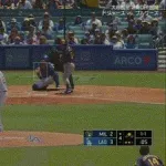 ドジャースの守備、ボロボロ…