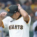 「頑張れ頑張れジャイアンツ!」前半戦での阪神戦負け越し決定…屈辱の巨人へ虎の応援団からエール送られ、さらなる屈辱の場面