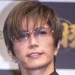 【朗報】ガクト「意味のない物を口にするな。それがお前の身体になりその身体で仕事をするんだろ・・・?」