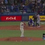 ドジャース、後半戦初勝利で連敗３でストップ　２番投手・大谷が３回１失点＆３戦連発３５号“倍返し弾”で日米通算８００打点