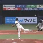 投手は途中で右投げから左投げに変えても良いんか？