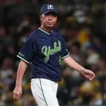 ヤクルト高津監督「山田哲人（.212 5 22 ops.594）は打つ打たない関係なく試合に出る義務がある」