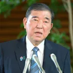 石破（68）「辞めない」麻生（84）「辞めさせる」森山（80）「なら私も辞めない」菅（76）「」