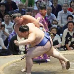 大の里とかいう最強になるはずだった横綱、引き癖という深刻な病を患う