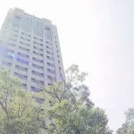クレーマー「いやぁぁぁぁぁ!警察官がギャンブルである競艇の舟券買ってるの」