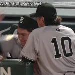 リチャード、突然ベンチで暴れ出す…ｗｗｗｗ