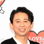 有吉弘行、旅先で「景色は５分」と断言「景色プラスメシや飲み物で延長されるってだけ」