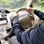 車の運転って難易度高くね？