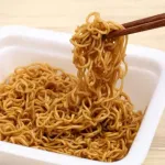 面接官「カップ焼きそばに一つだけおかずを足すとしたら何を選びますか？」ワイ「はい！」