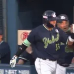ヤクルト村上宗隆、1軍復帰戦で即ホームラン！！！！！