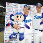 【中日】井上監督、初回３失点で「心の中ではチーンと」…でも８得点で逆転の打線に目を細める
