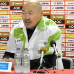 【悲報】jリーグ監督秋田豊「お前ＡＤＨＤだろ。病院行って来い！！！」