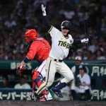 【阪神】坂本誠志郎のバックネット方向への猛ダッシュにファン考察…「捕手でなく打者ですよ」