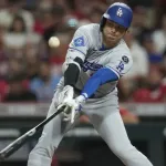 大谷翔平５の０、１２打席連続無安打　４回途中脚のけいれんで緊急降板も打者で出場継続…ドジャース逆転負け