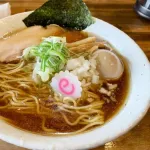 なんかラーメンといえば普通は醤油ラーメン、みたいな風潮が気に入らんのやが