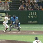 【巨人対DeNA15回戦】巨人、7回裏2アウト一二塁から佐々木のタイムリーで2点差に迫る!!!!!