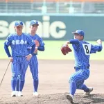 【画像】“ド派手ユニホーム”が甲子園に降臨　栃木覇者の青藍泰斗に視線集中