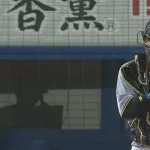 阪神、今季ワースト15安打8失点