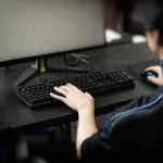 今ってPCでゲームするのが主流なん?