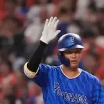 【朗報】京田陽太さん、Deのスタメンショート争いで無事勝利
