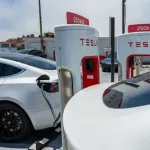 【💰】イーロン・マスク氏、テスラで2年働けばお給料4兆円