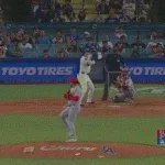大谷翔平、第四打席で4試合連続安打となるライト前ヒット！！！！！！！！！！！