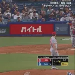 大谷翔平、４打席目は四球→直後に初球スチールで今季１６個目の盗塁成功