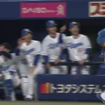 中日細川、9回裏に同点2ランホームランｗｗｗｗｗｗｗｗ